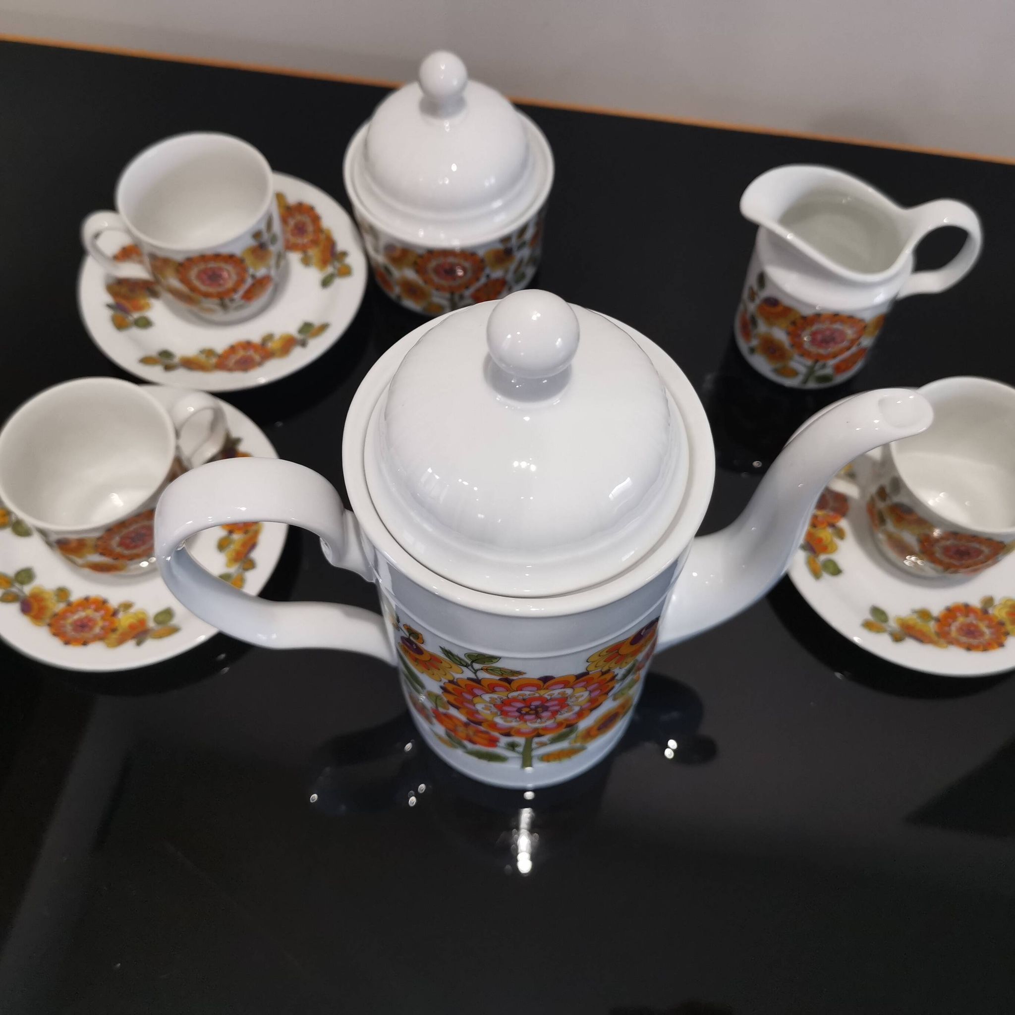 Porcelain coffee service Model Regina Bavaria Germany Vintage70'S