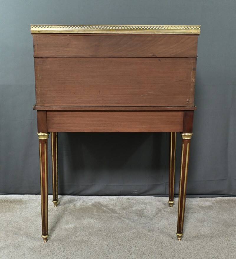Small Mahogany Cylinder Desk, Louis XVI Style – Mid-19th Century