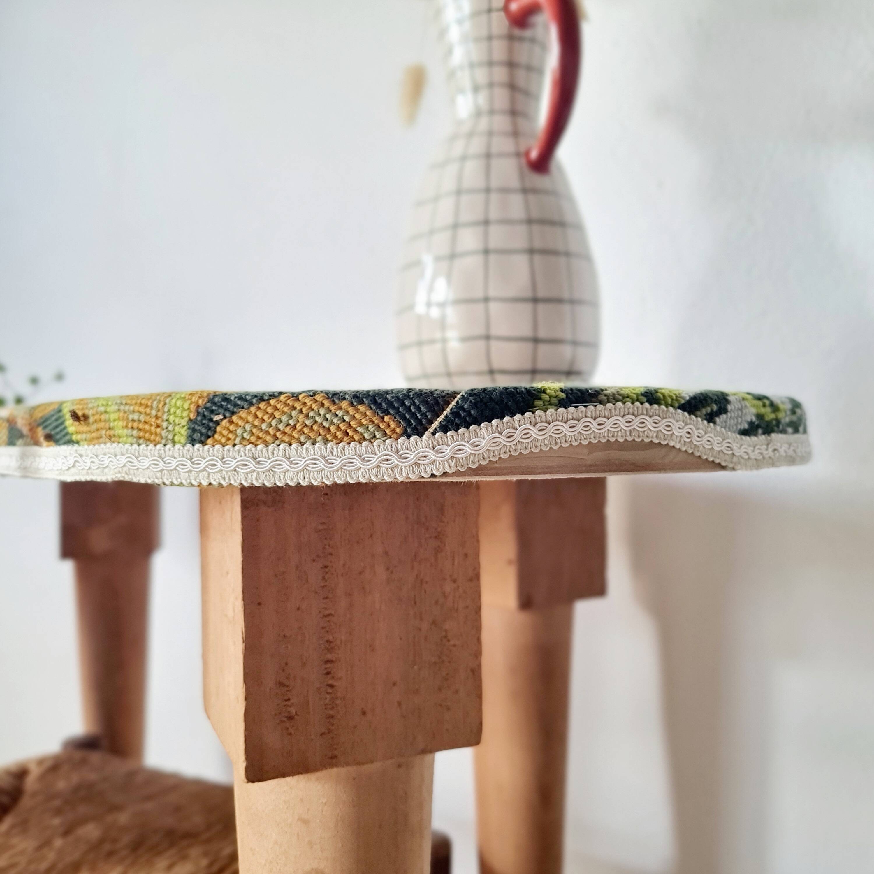 Tapered leg console table - bean-shaped canvas top