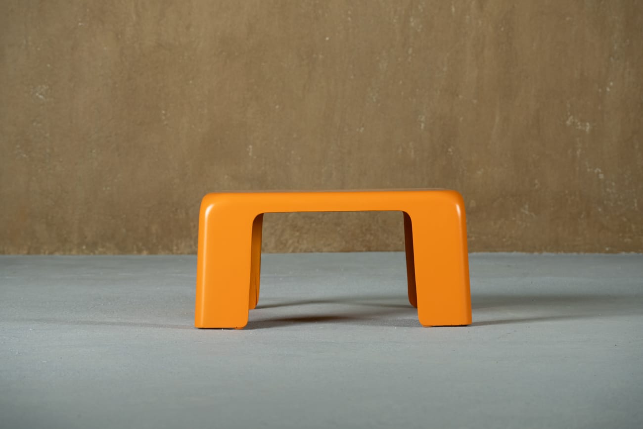 Orange Amanta coffee table by Mario Bellini for B&C Italia, Italy, 1970s