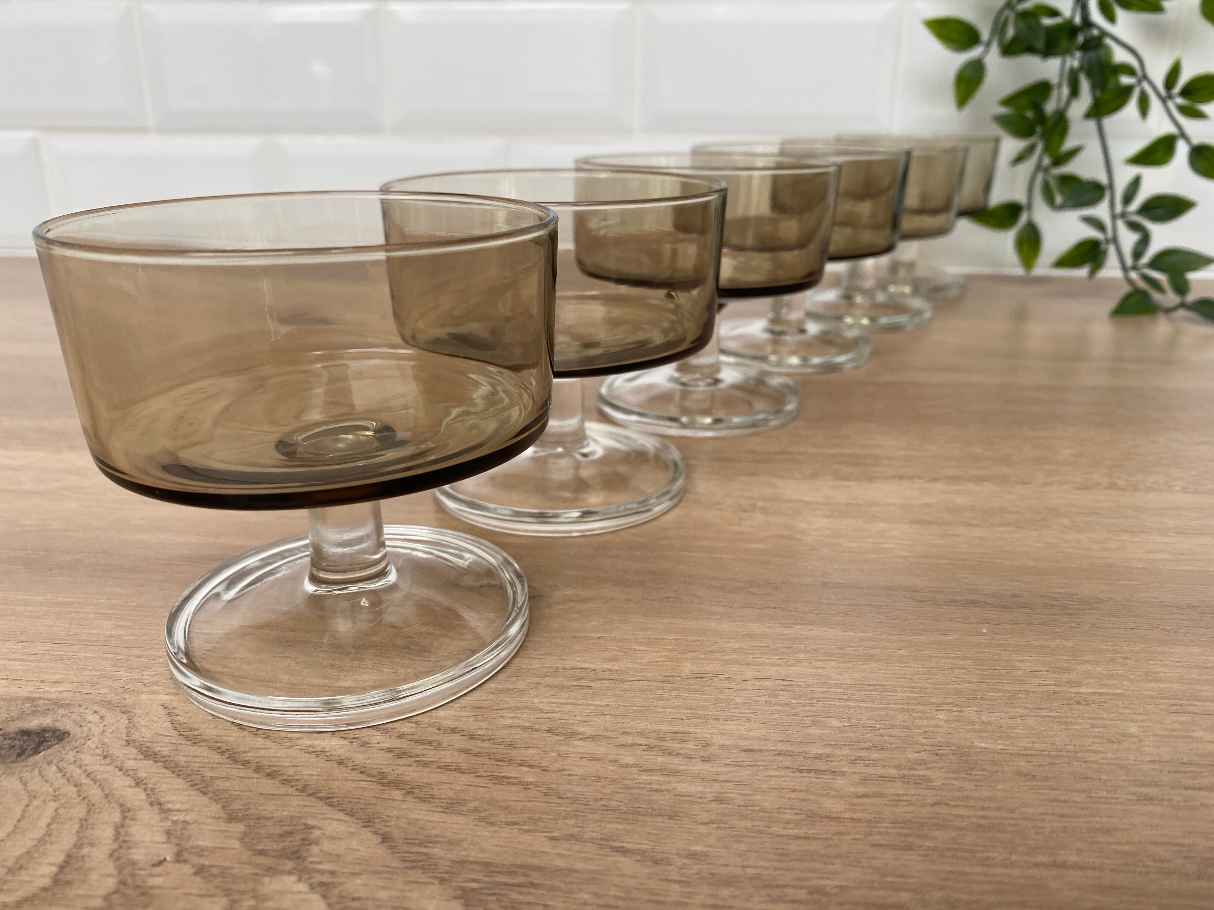 Set of 6 Luminarc champagne glasses