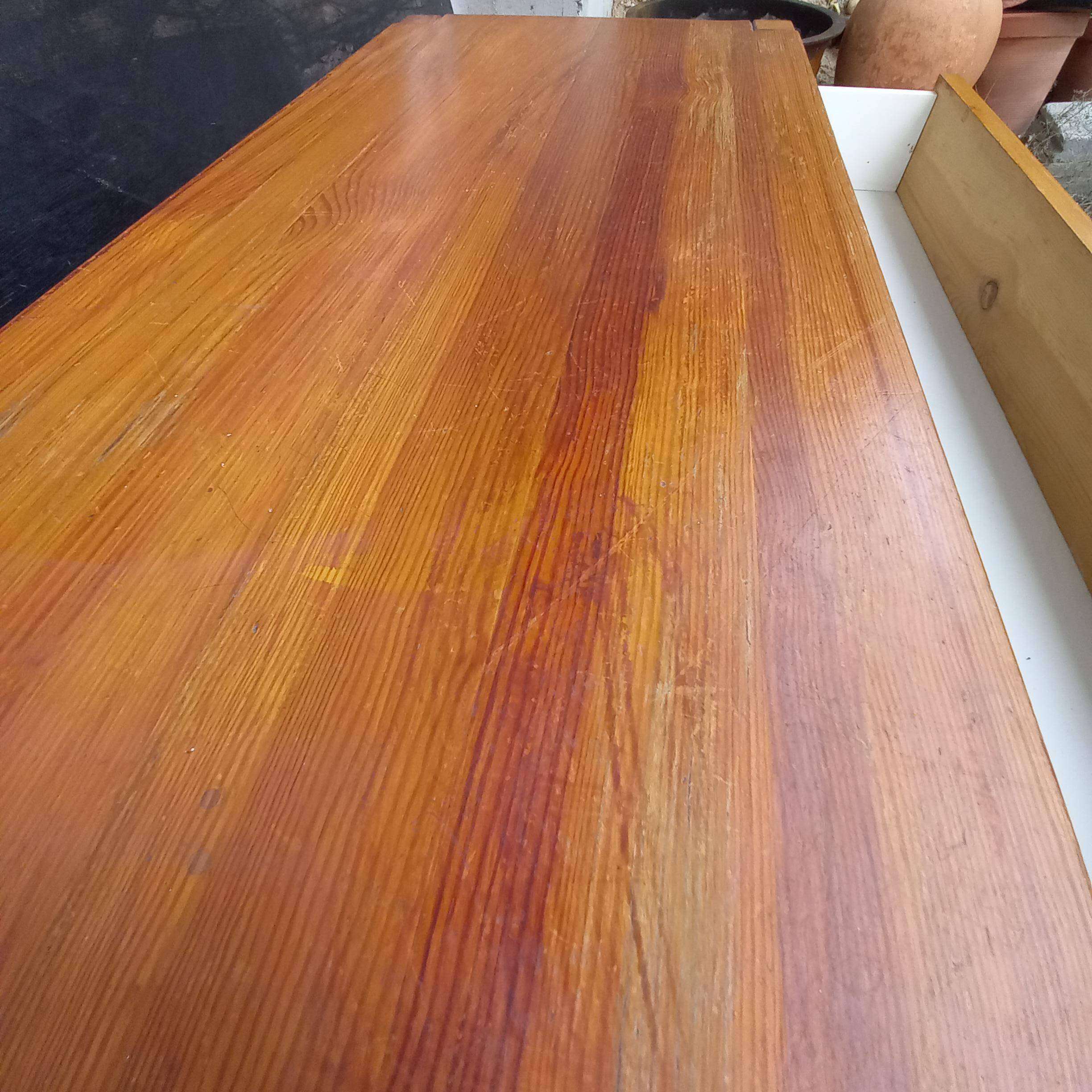 pine chest of drawers