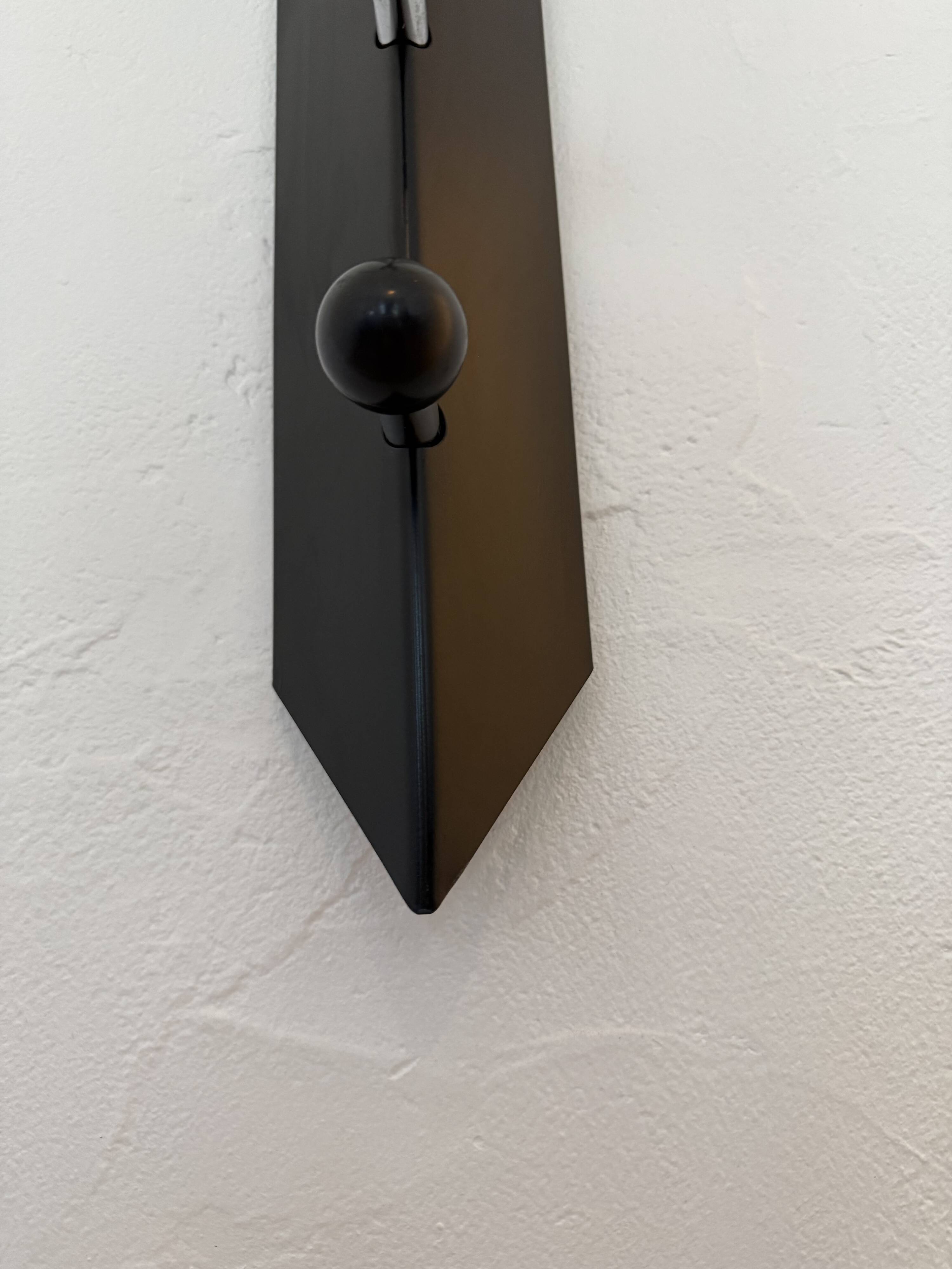 Coat rack 80s minimal design Starck Memphis