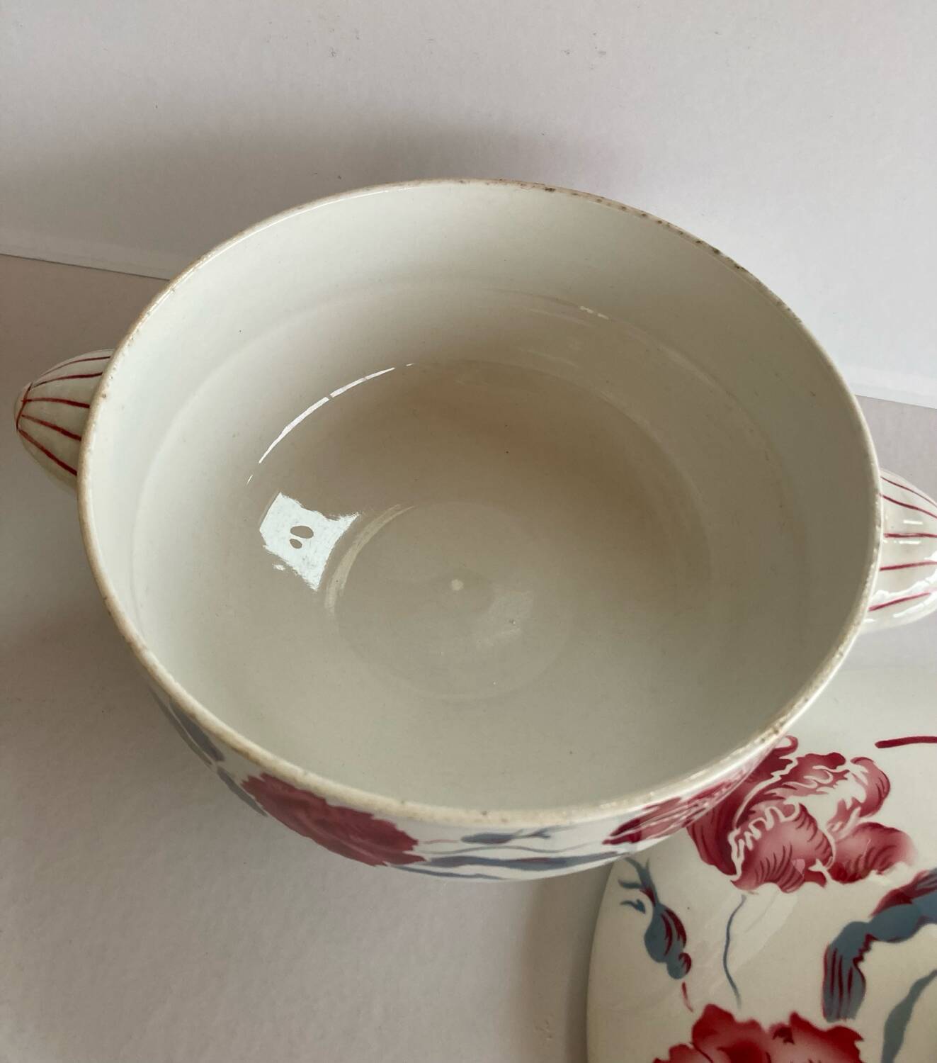 Vintage soup tureen Sarreguemines Manon