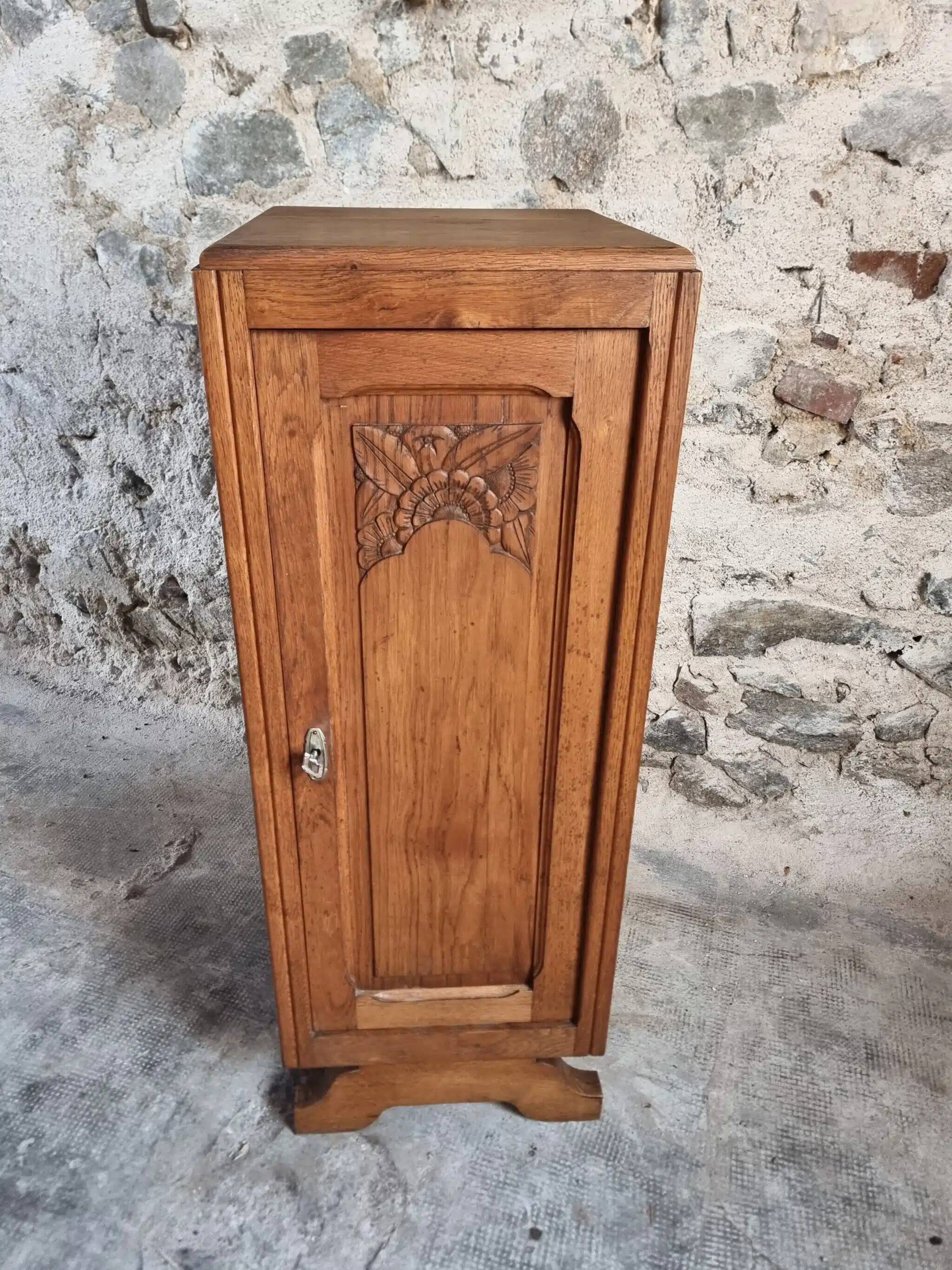Armoire française Art déco des années 1920 – Petit placard de rangement verrouillable avec étagères (100 cm)