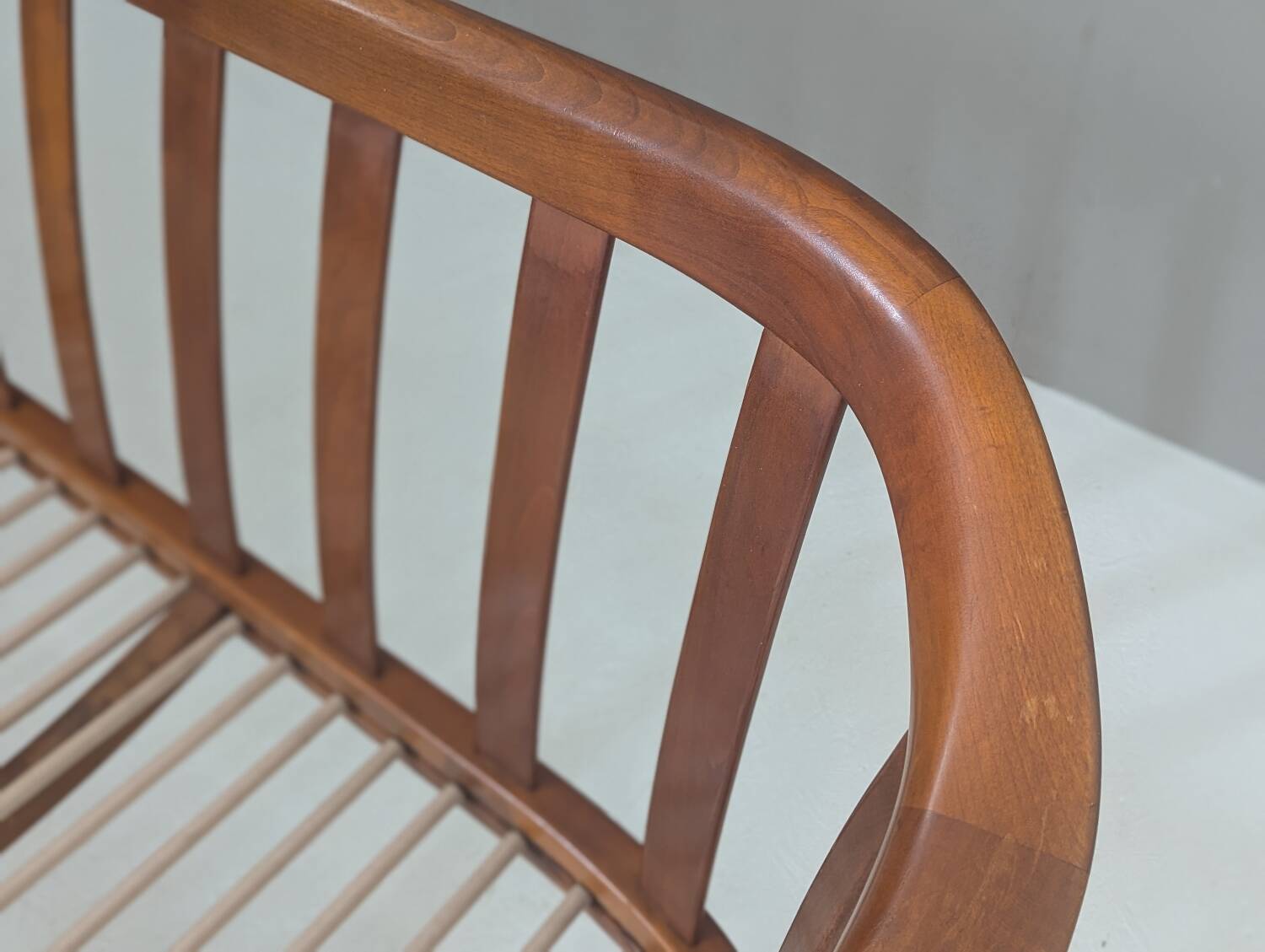 Canapé en bois de cerisier Wilhelm Knoll du milieu du siècle, Allemagne, années 1960