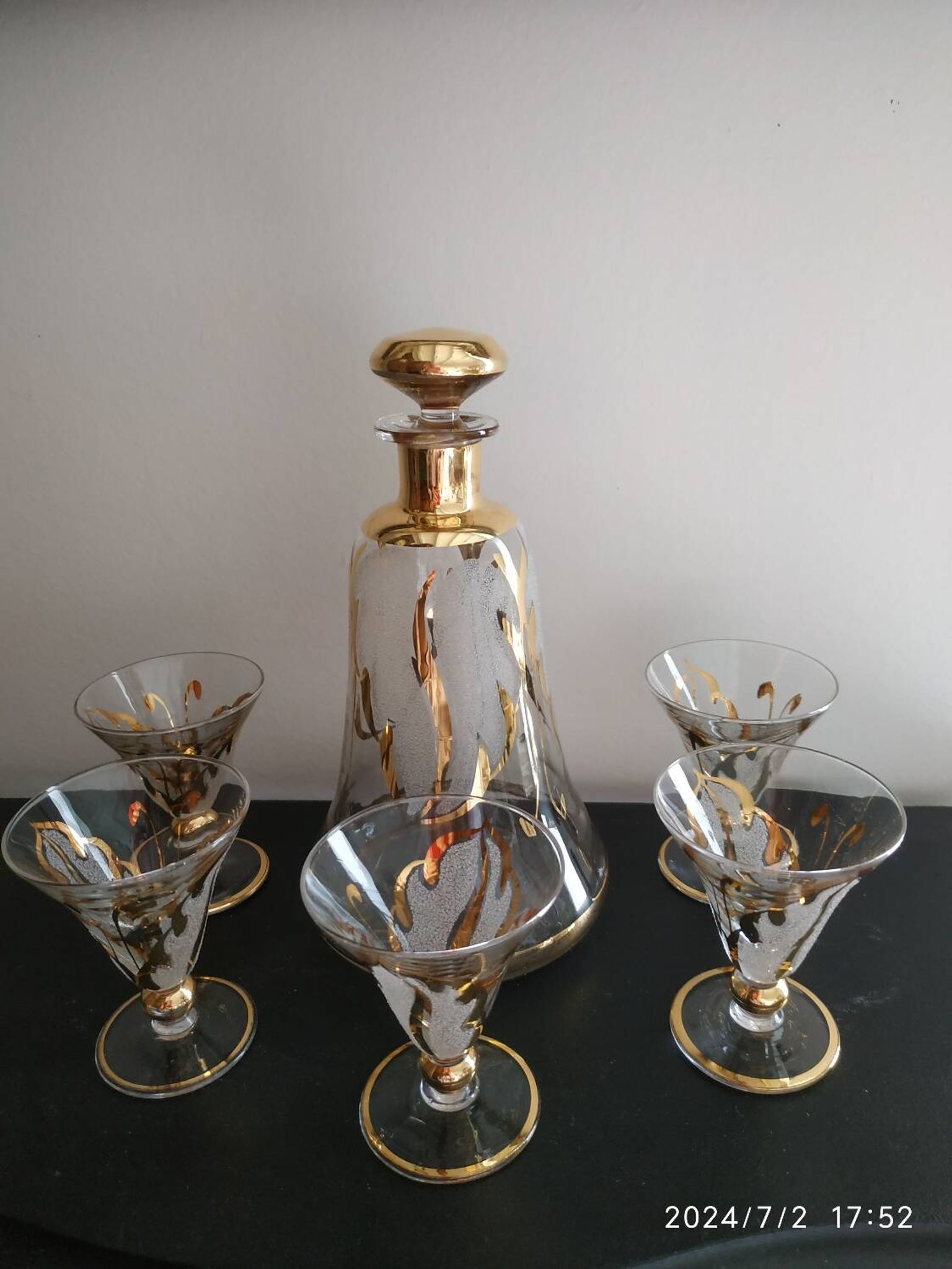 Carafe et ses verres
