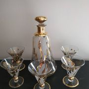 Carafe et ses verres