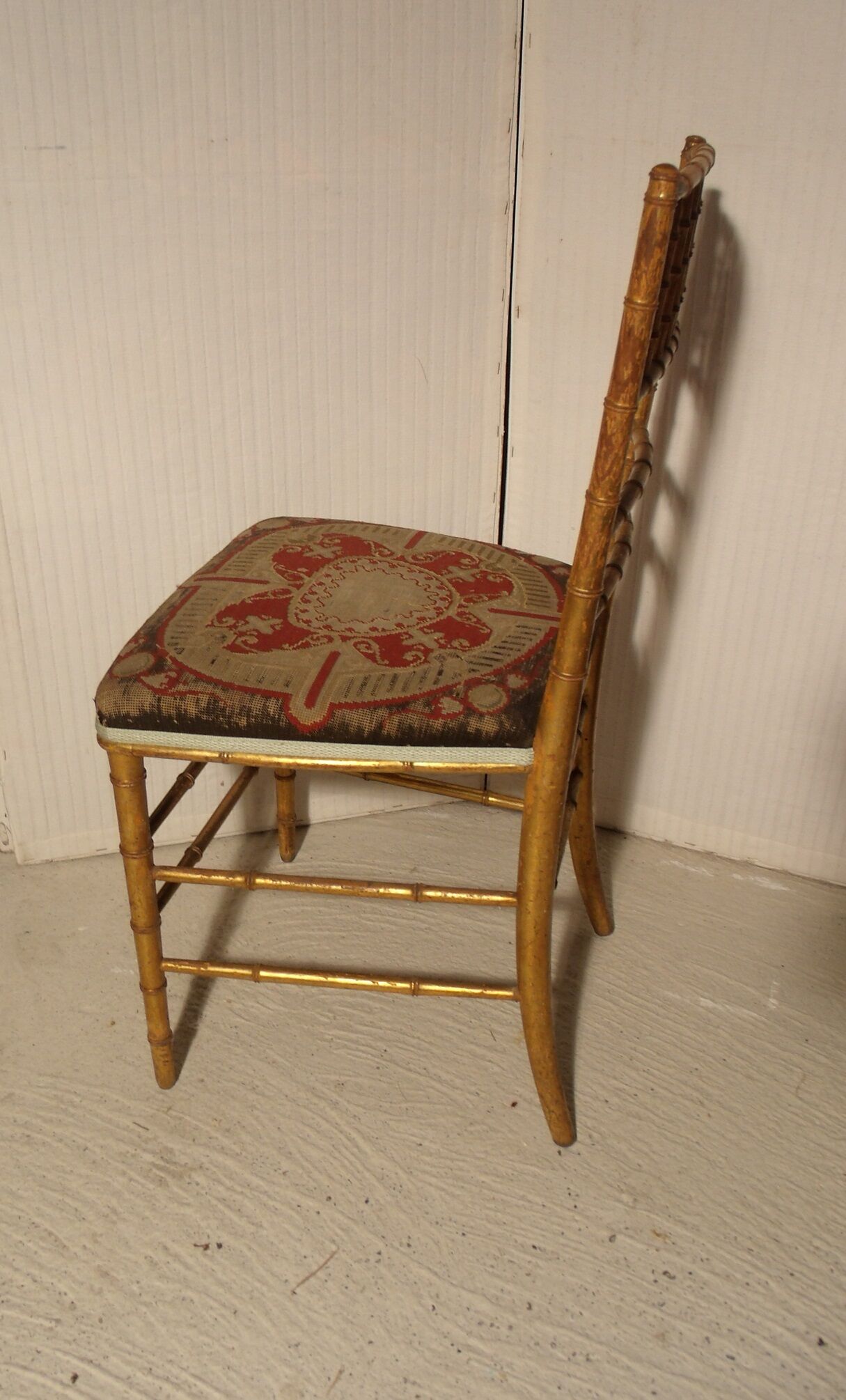 Napoleon III golden chair