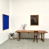 Grande table de ferme brutaliste en hêtre