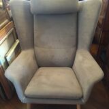 Relaxed chair with foot rests