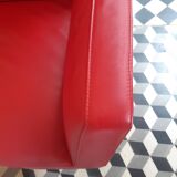 Poltrona Frau Chancellor President red office chair with wheels