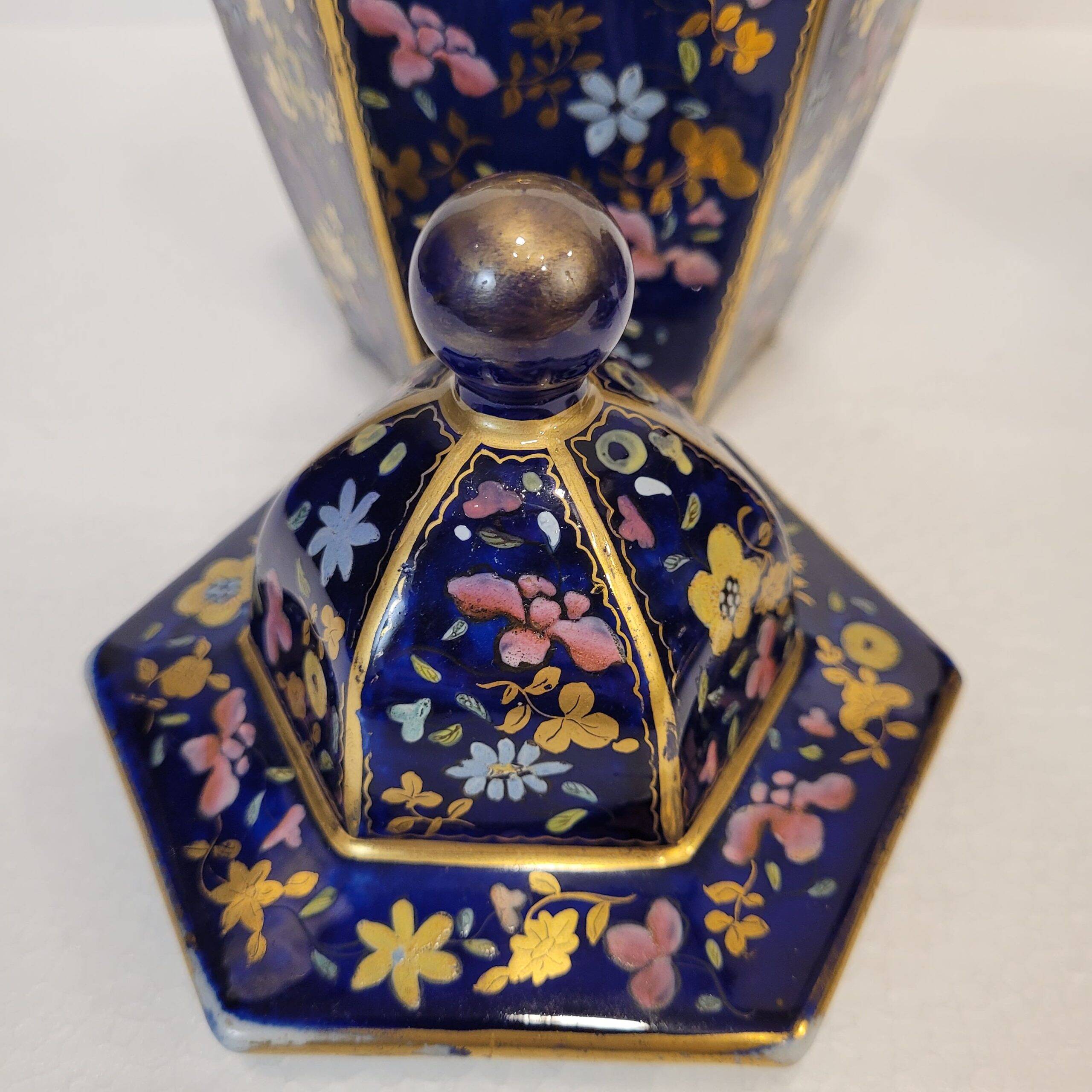 Paire de pots, faïence Ironstone, Mason’s Ashworth, vers 1820 – Angleterre