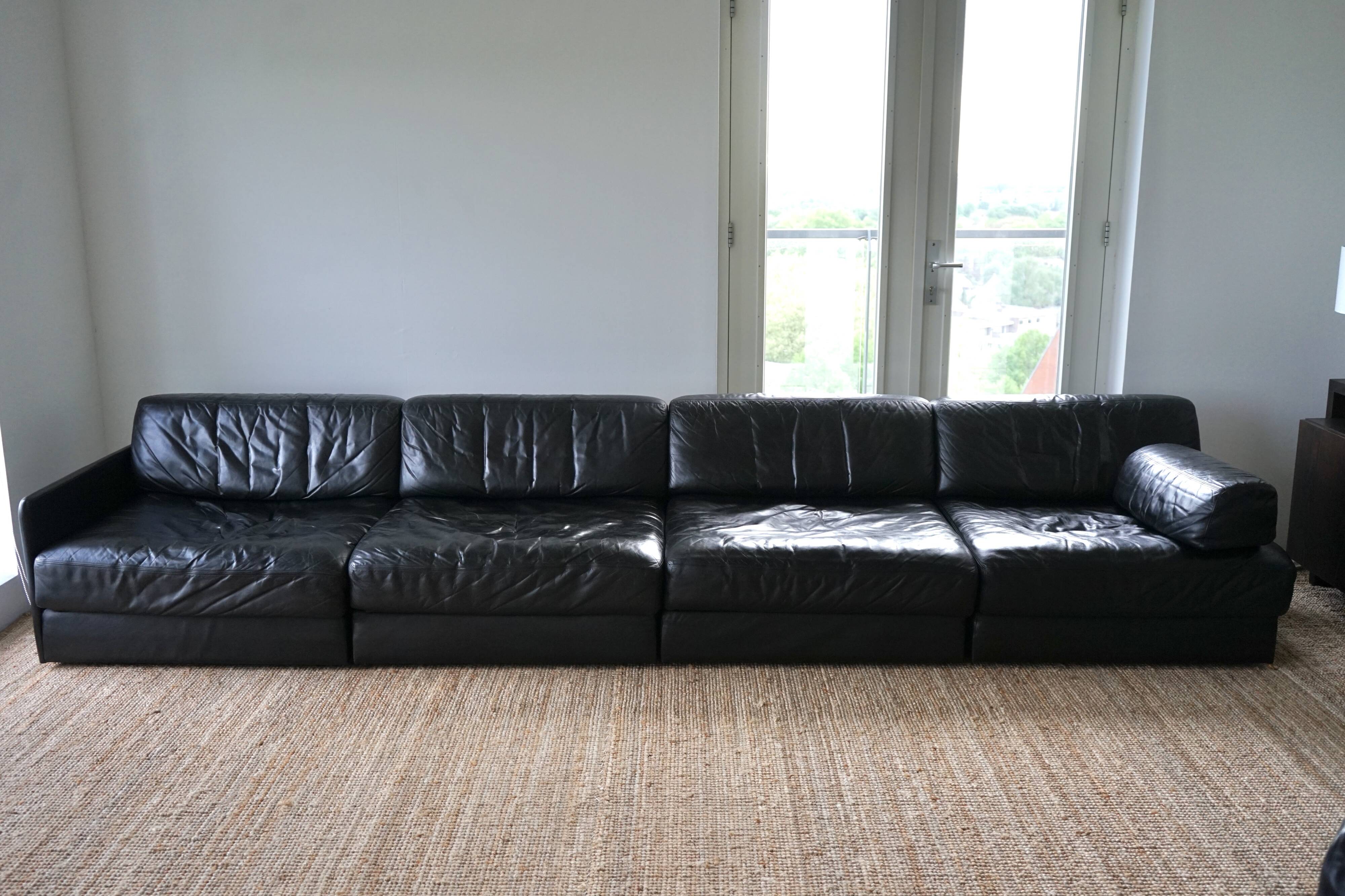 Ensemble Canapé-lit Modulable DS76 en Cuir Noir de De Sede