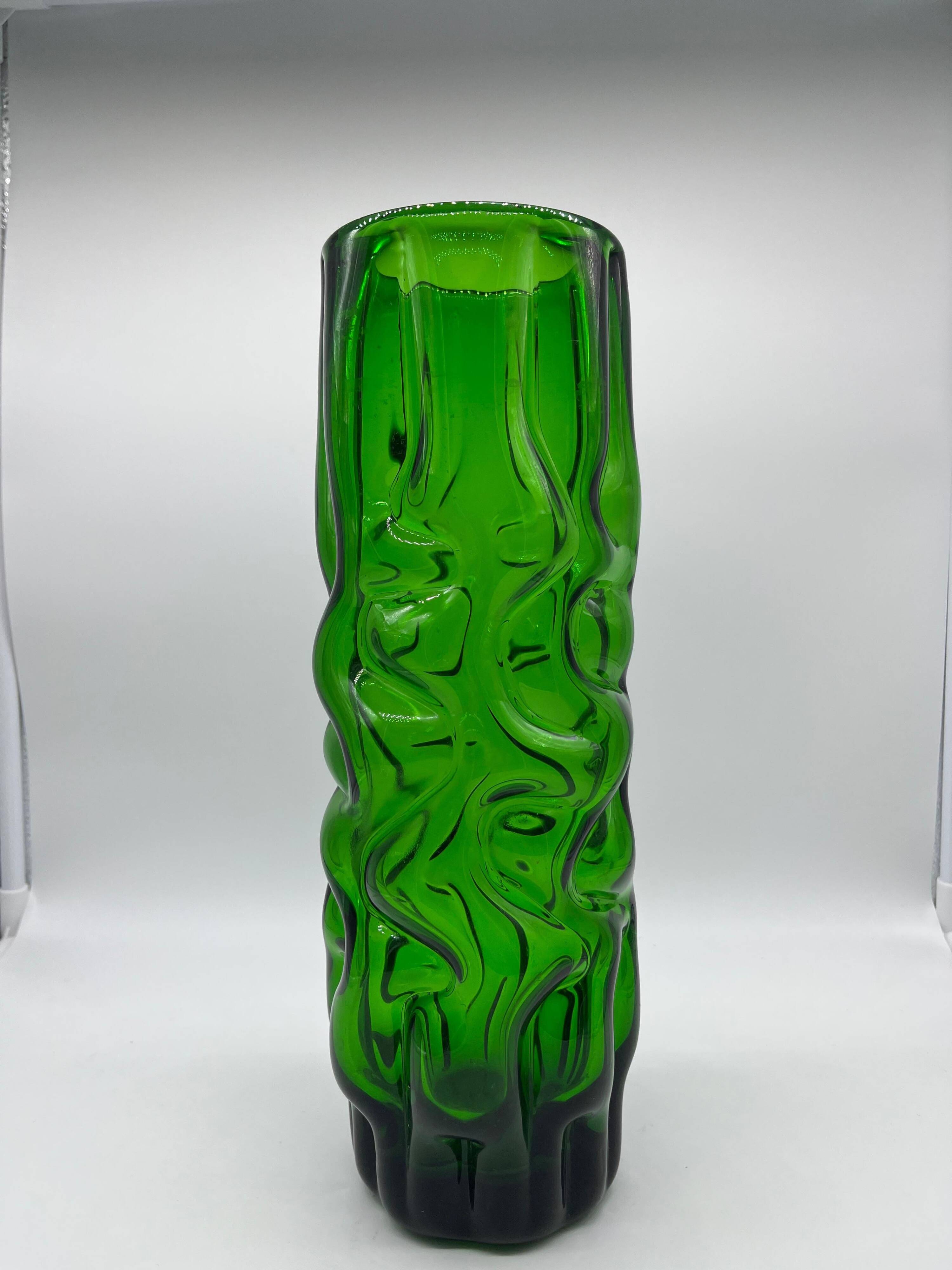 Vintage Murano vase , Emerald Green decorative made in Italy