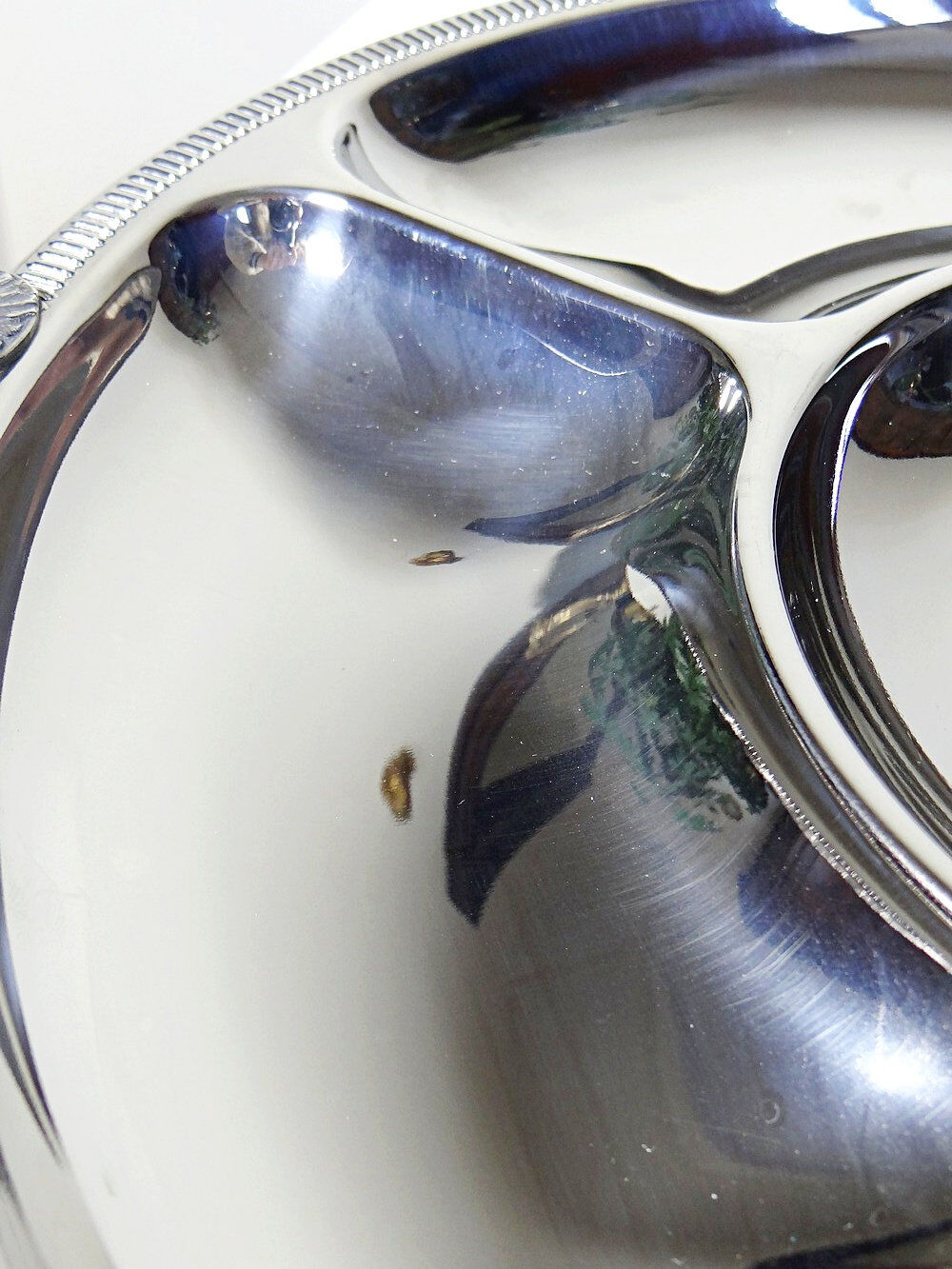 Large serving platter for hors d'oeuvres Jean Couzon in 18/10 stainless steel, 5 compartments.