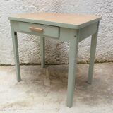 Desk child 50s