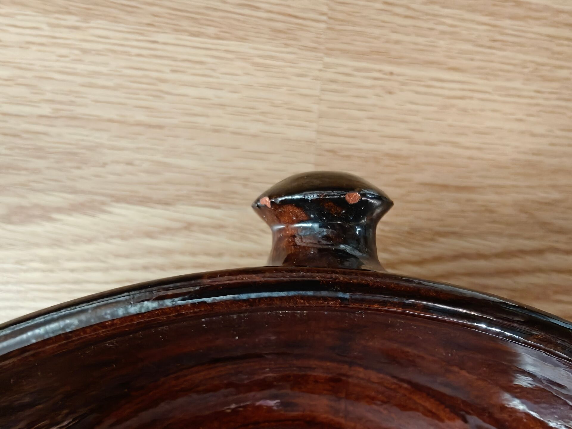Plat en céramique