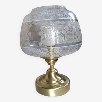 Lampe de table pied métal doré, globe verre givré,