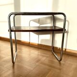 Table d'appoint fonctionnaliste