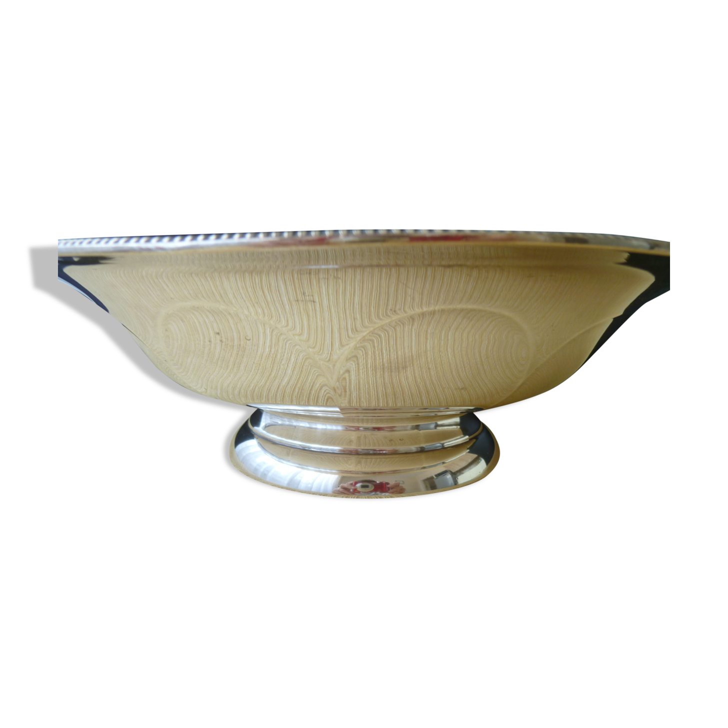 Fruit cup or centerpiece on silver metal shower pird Gadroon décor
