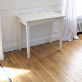 Petite table de ferme
