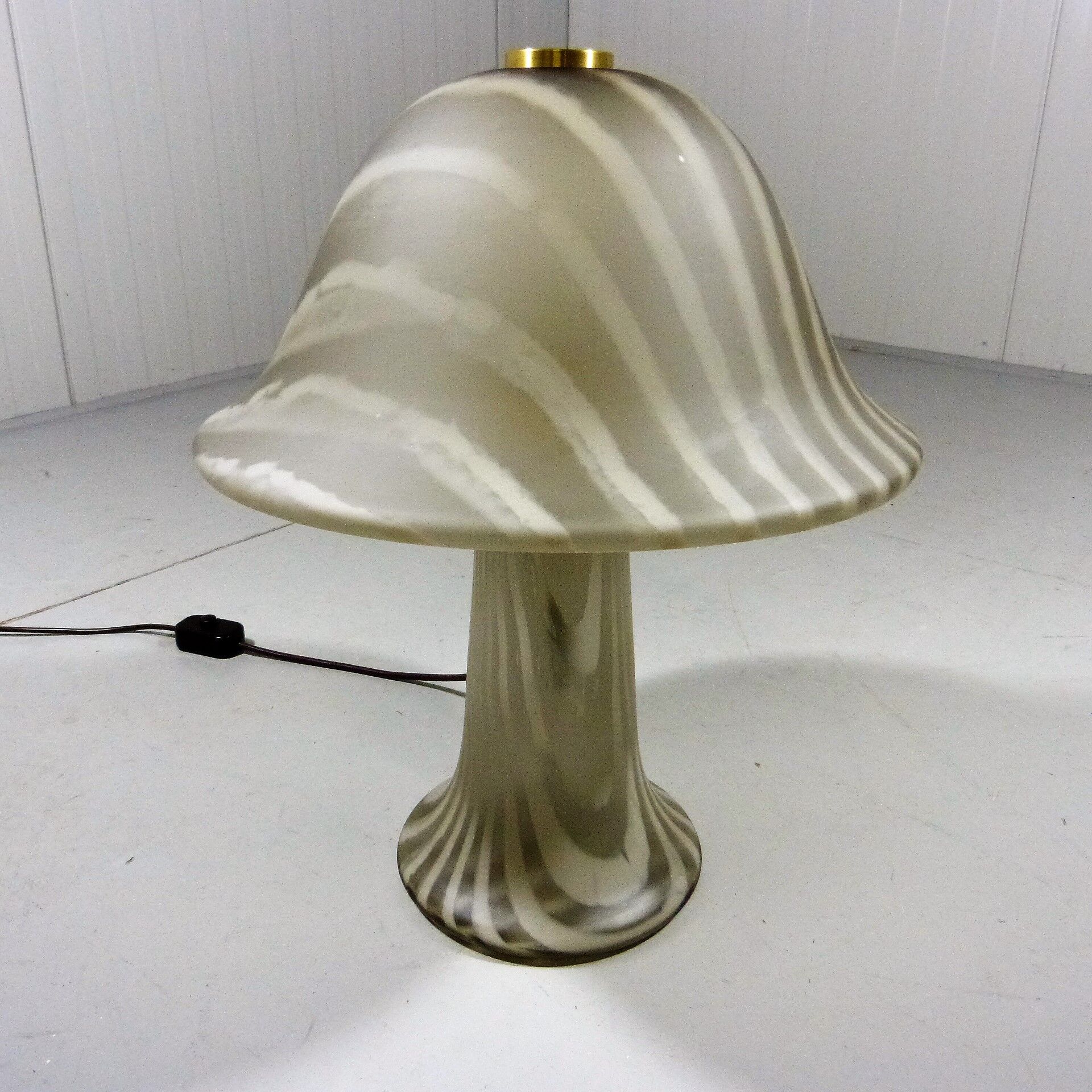 Peill & Putzler glass mushroom table lamp, Germany