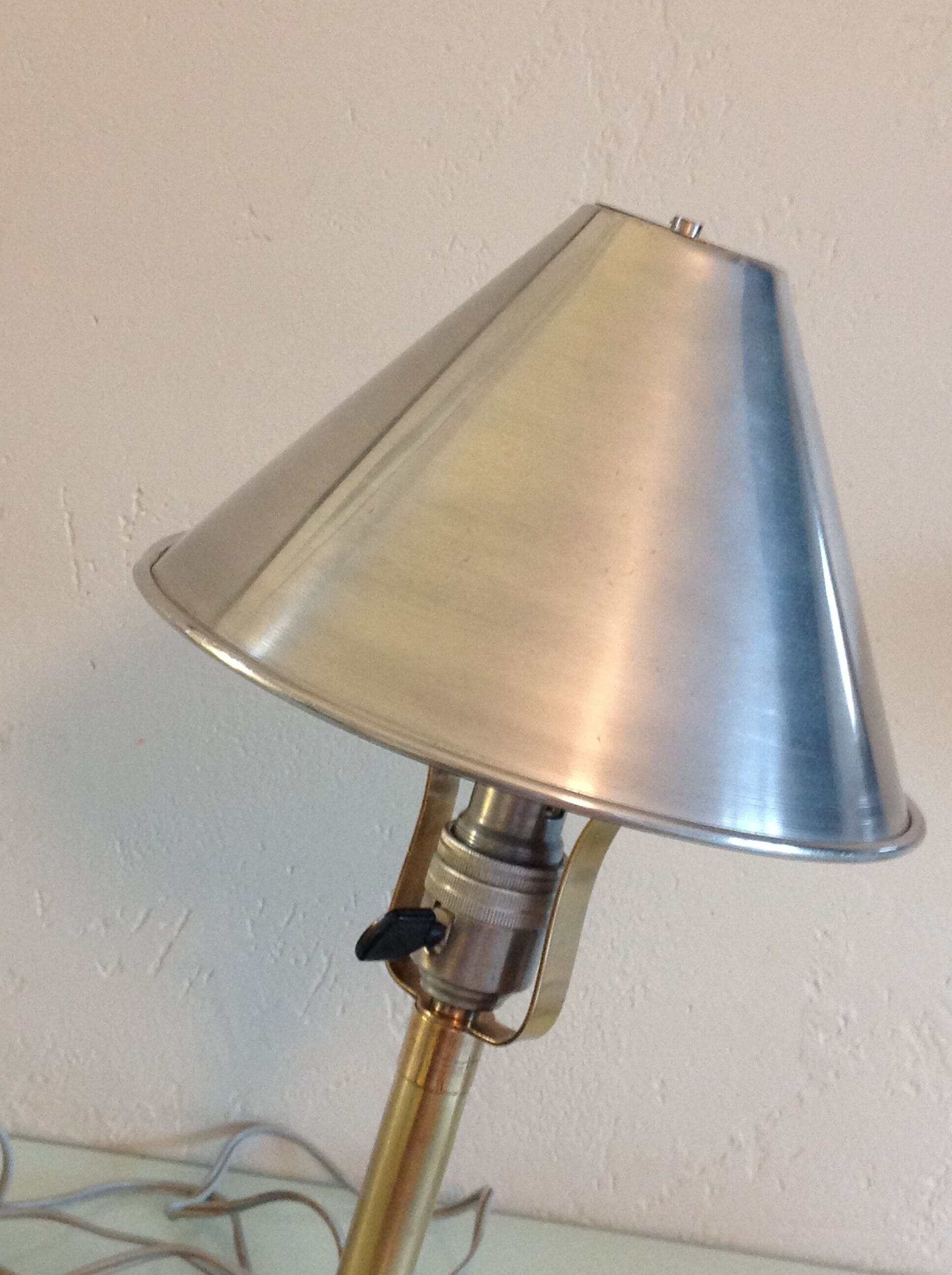 Lamp 40-50 years