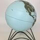 Globe terrestre en braille vintage pour malvoyants