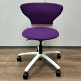 Chaise pivotante sedus turn around en tissu violet
