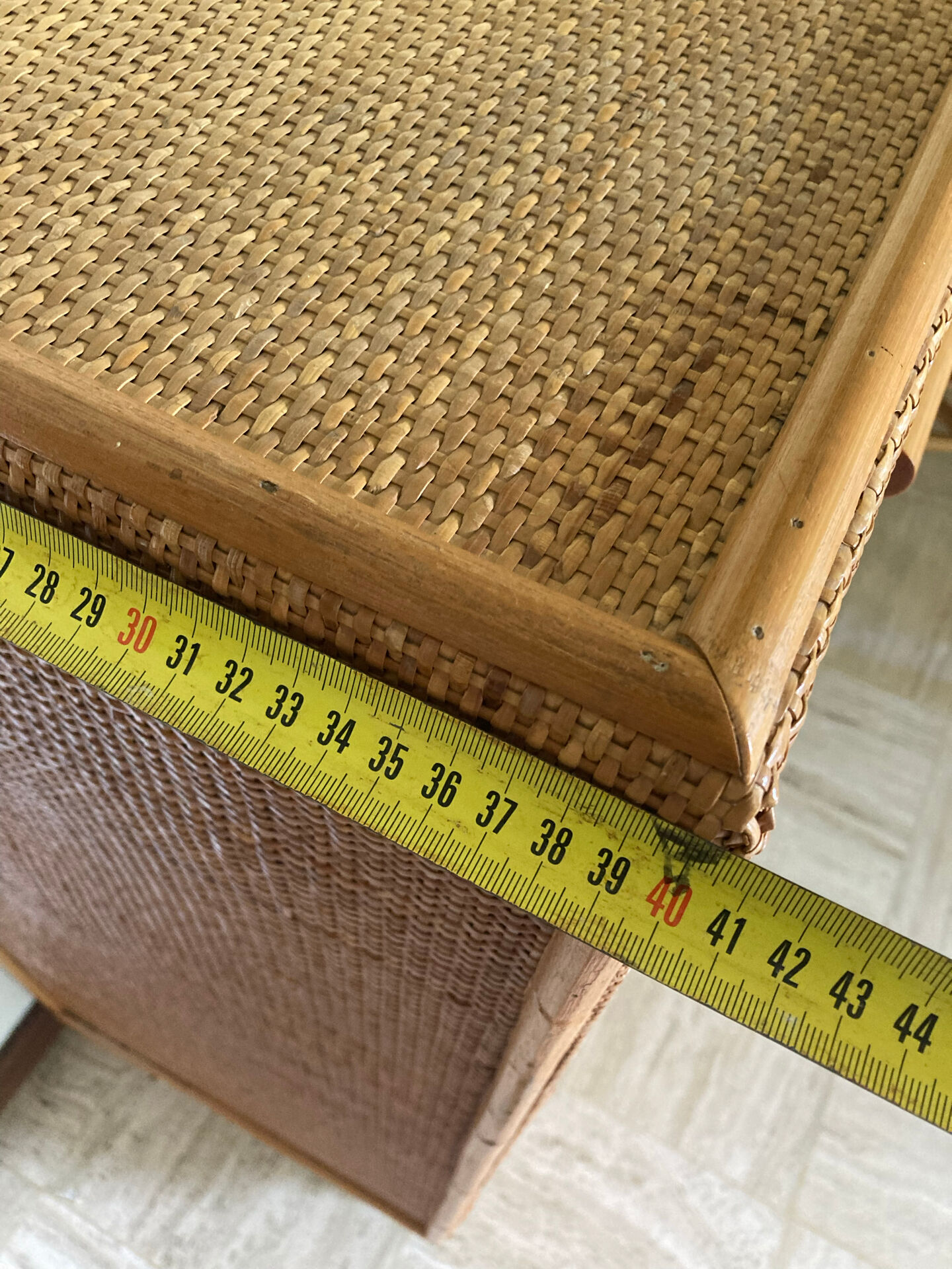 Vintage rattan chest of drawers with 6 drawers