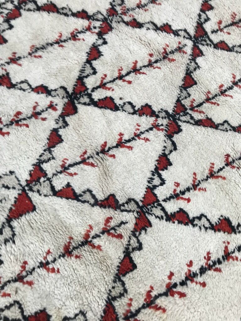 Former carpet blessed ouarain Moroccan 154 x 195 cm