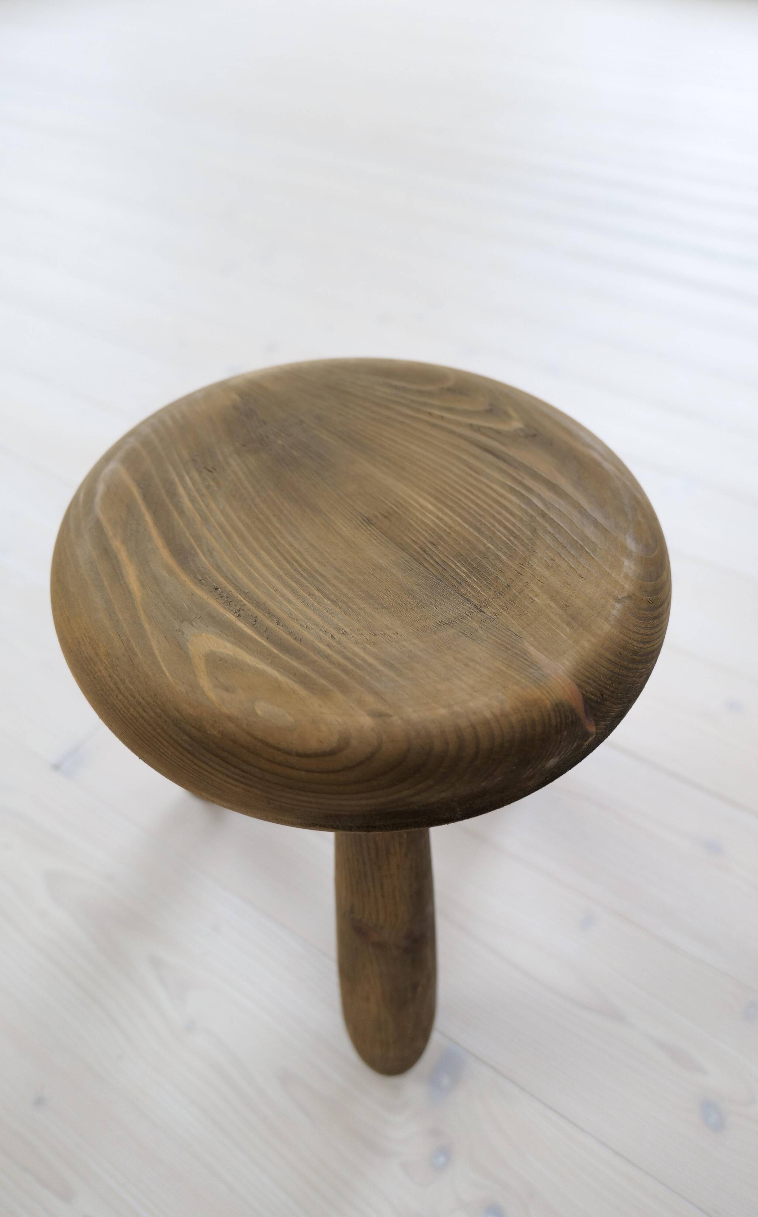 Sculptural stool in stained pine, attributed to Ingvar Hildingsson, Sweden 1970.