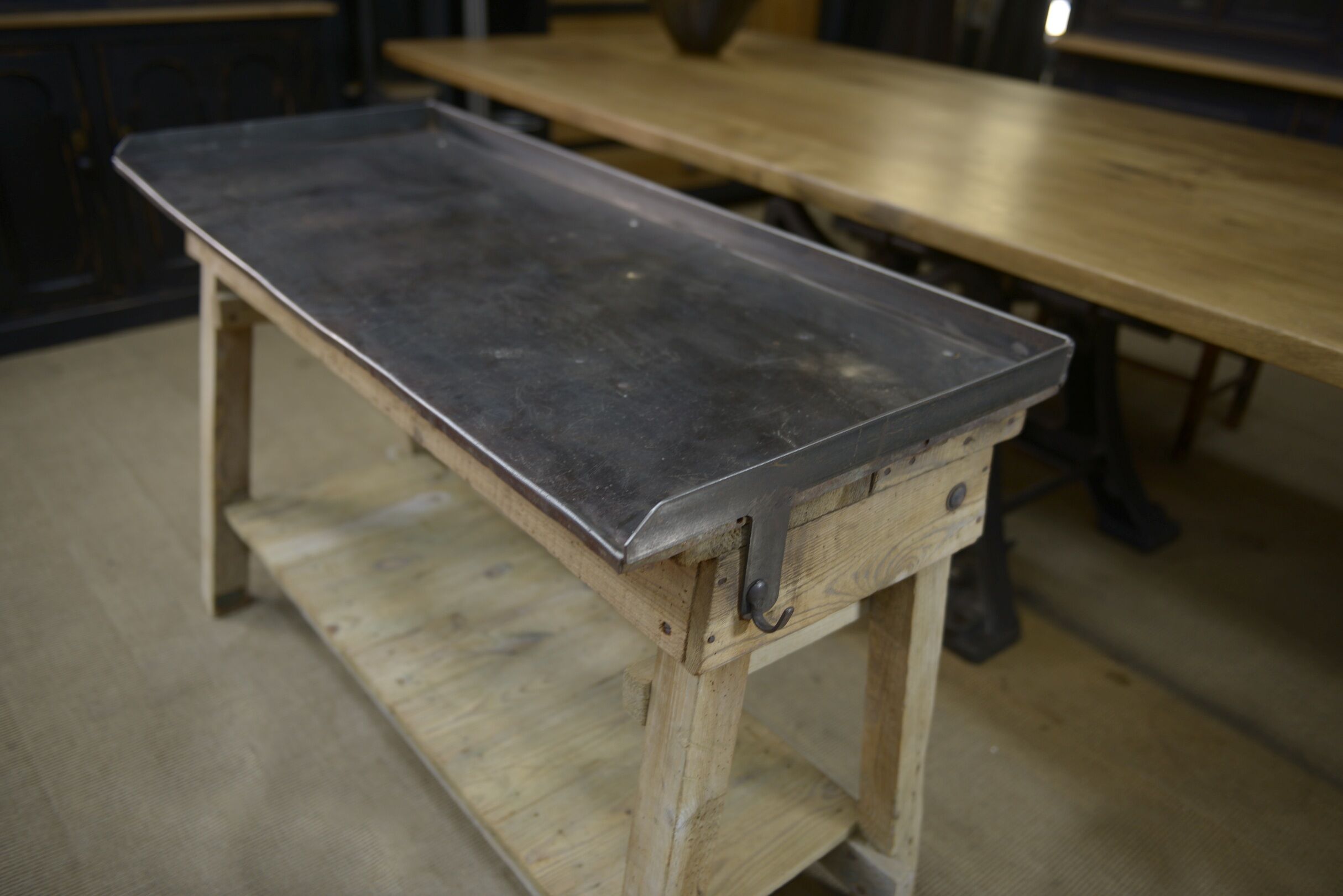Industrial console table in fir and metal 1930