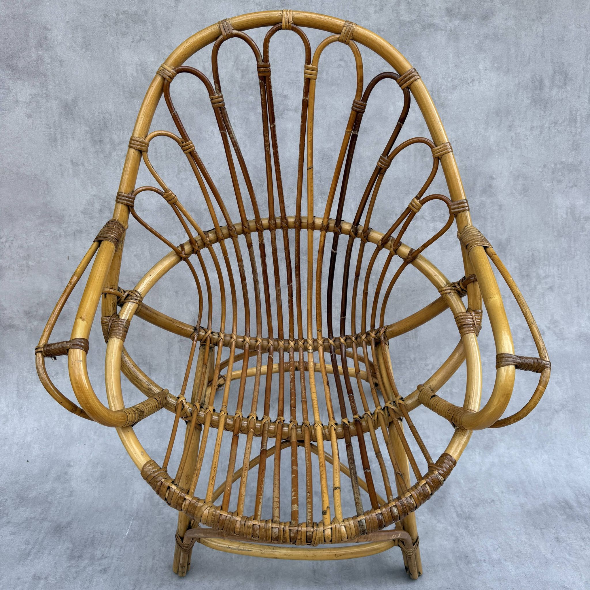 Fauteuil en rotin des années 60 France