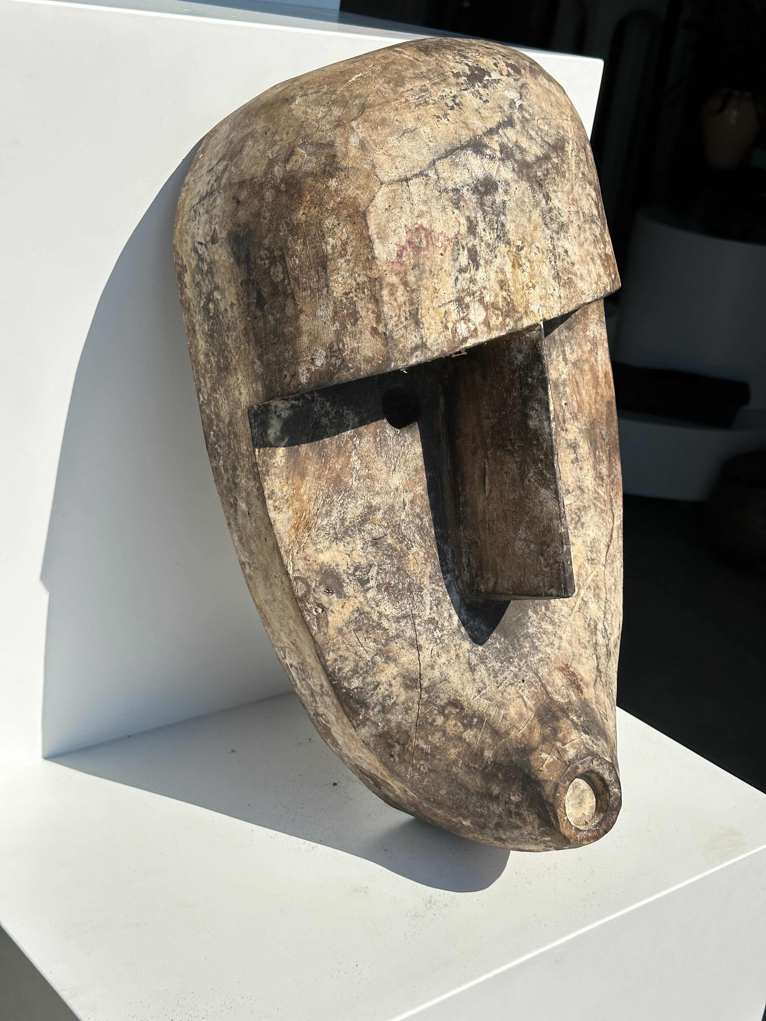 Large Timor mask in patinated wood H:50cm (2)