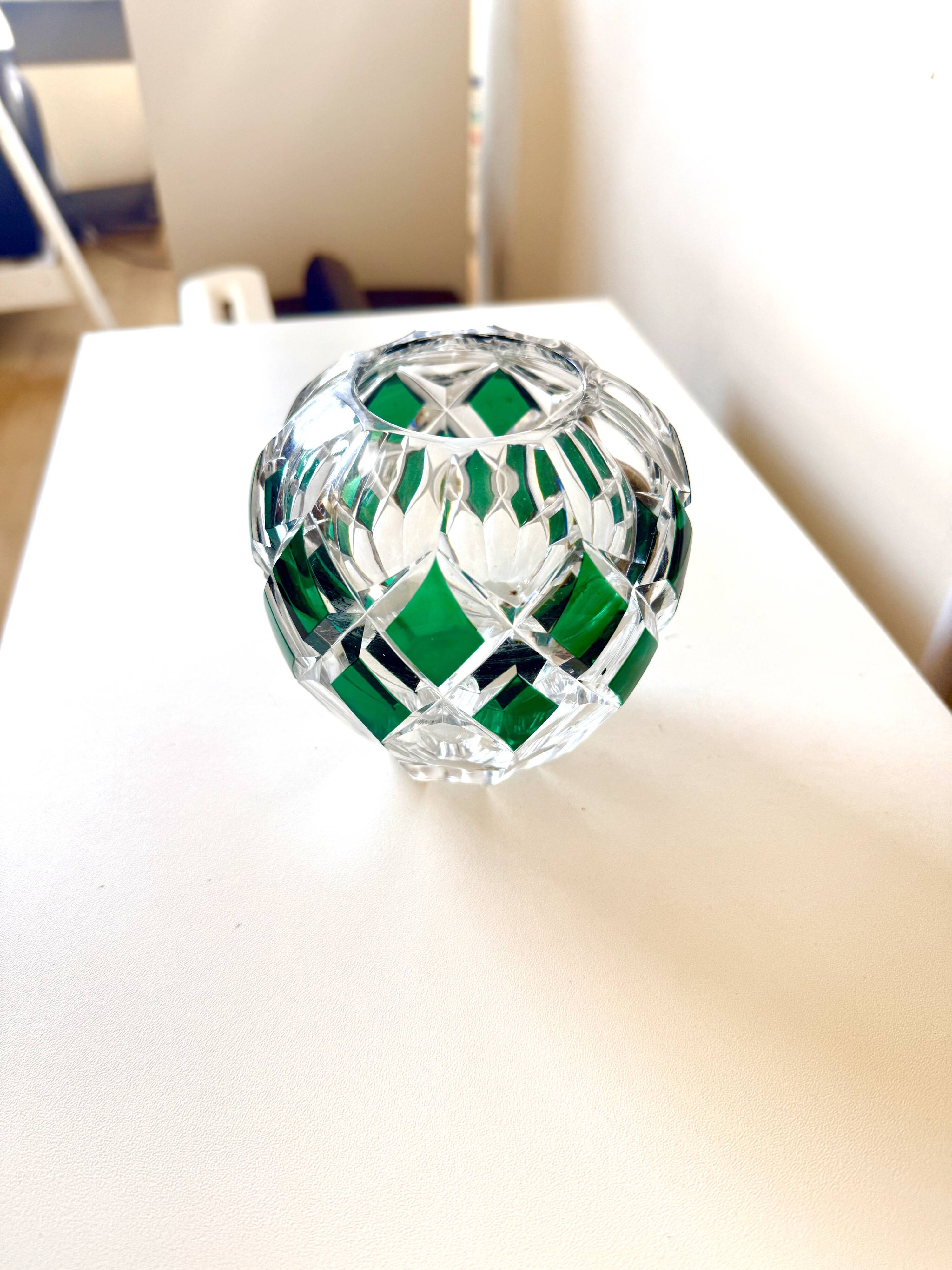 Engraved crystal vase Val Saint-Lambert