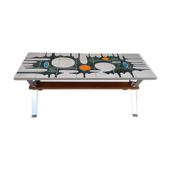 Ceramic coffee table