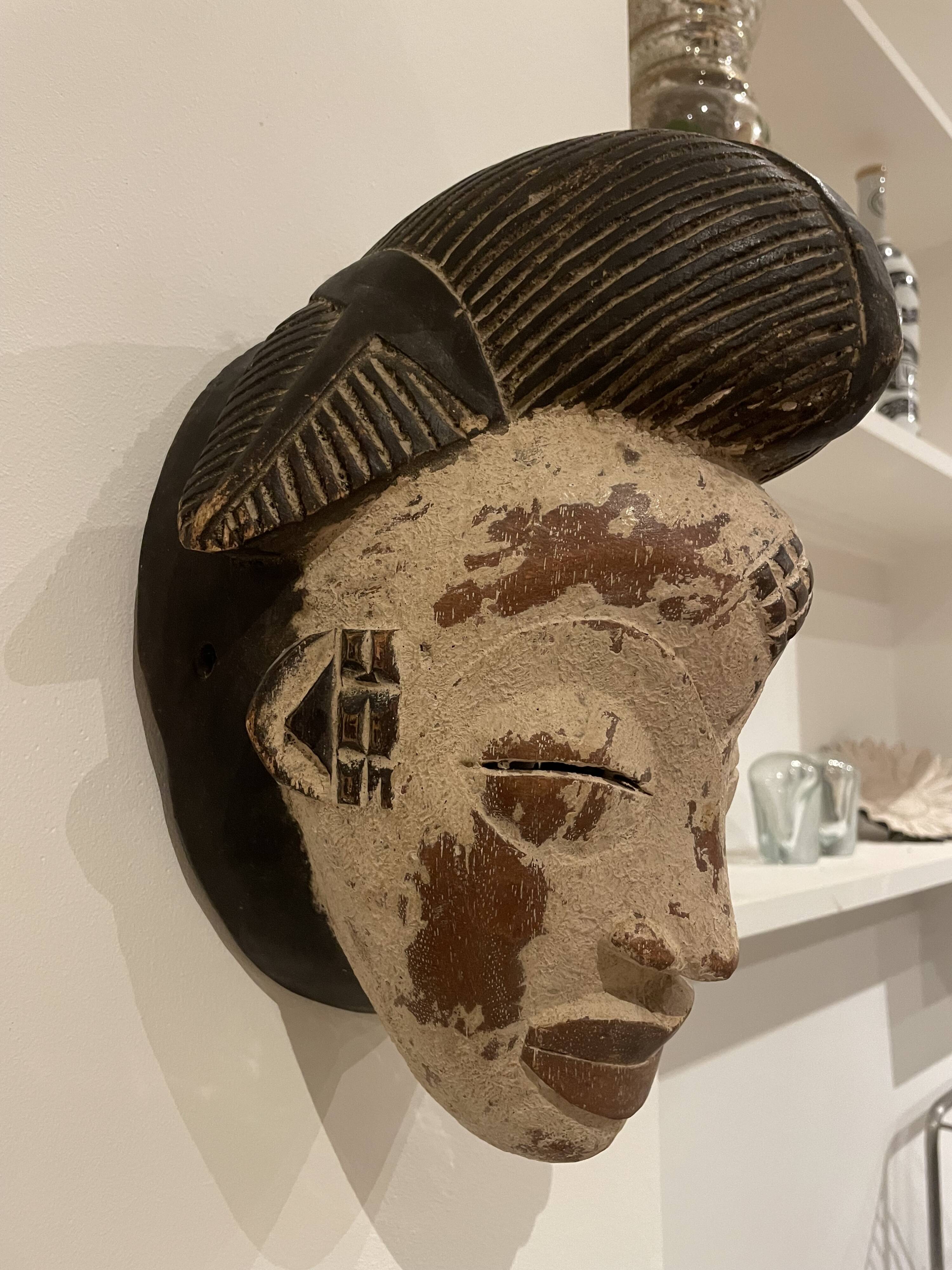 African mask