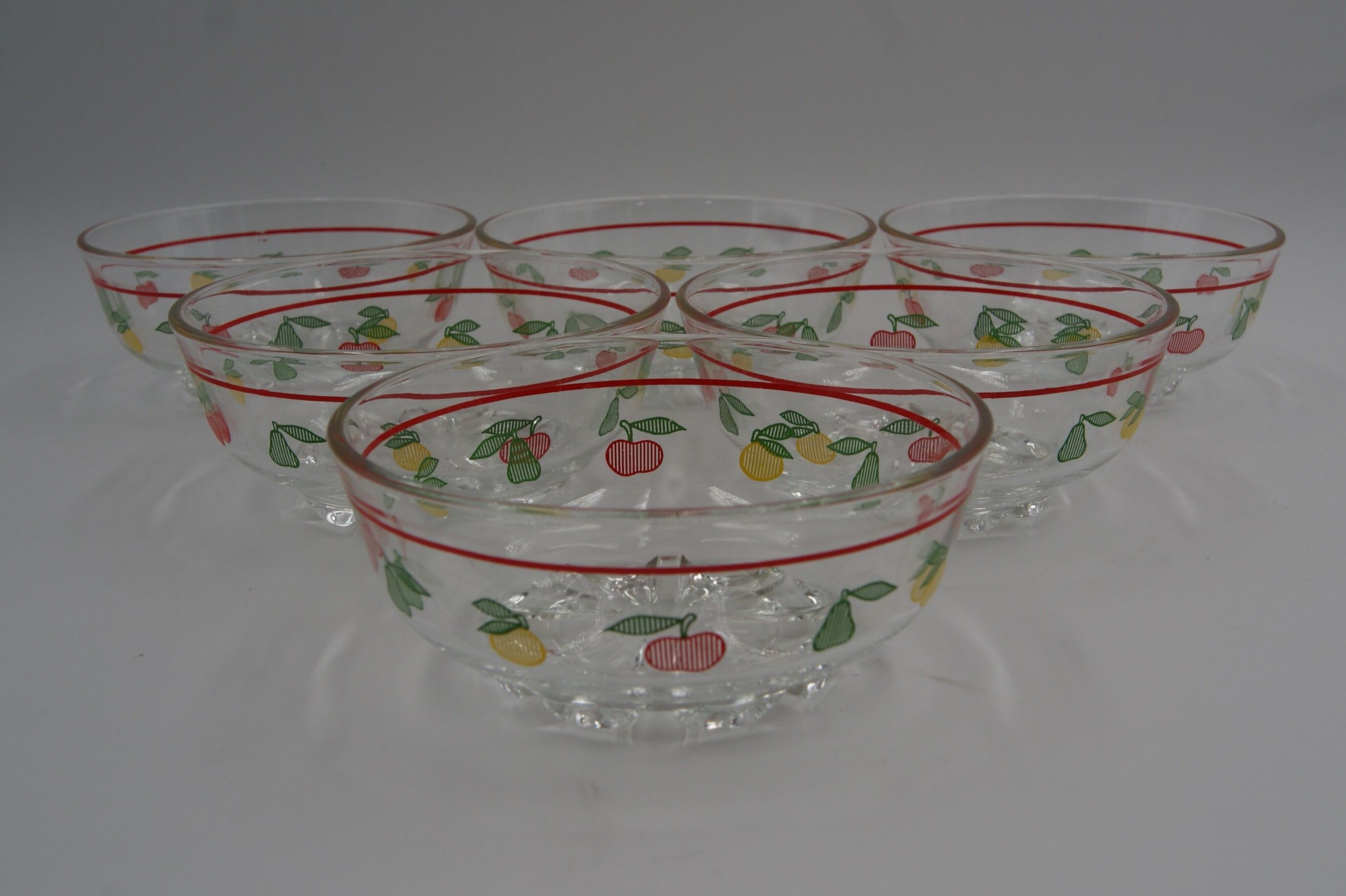 Series 6 dessert cuts vintage fruits