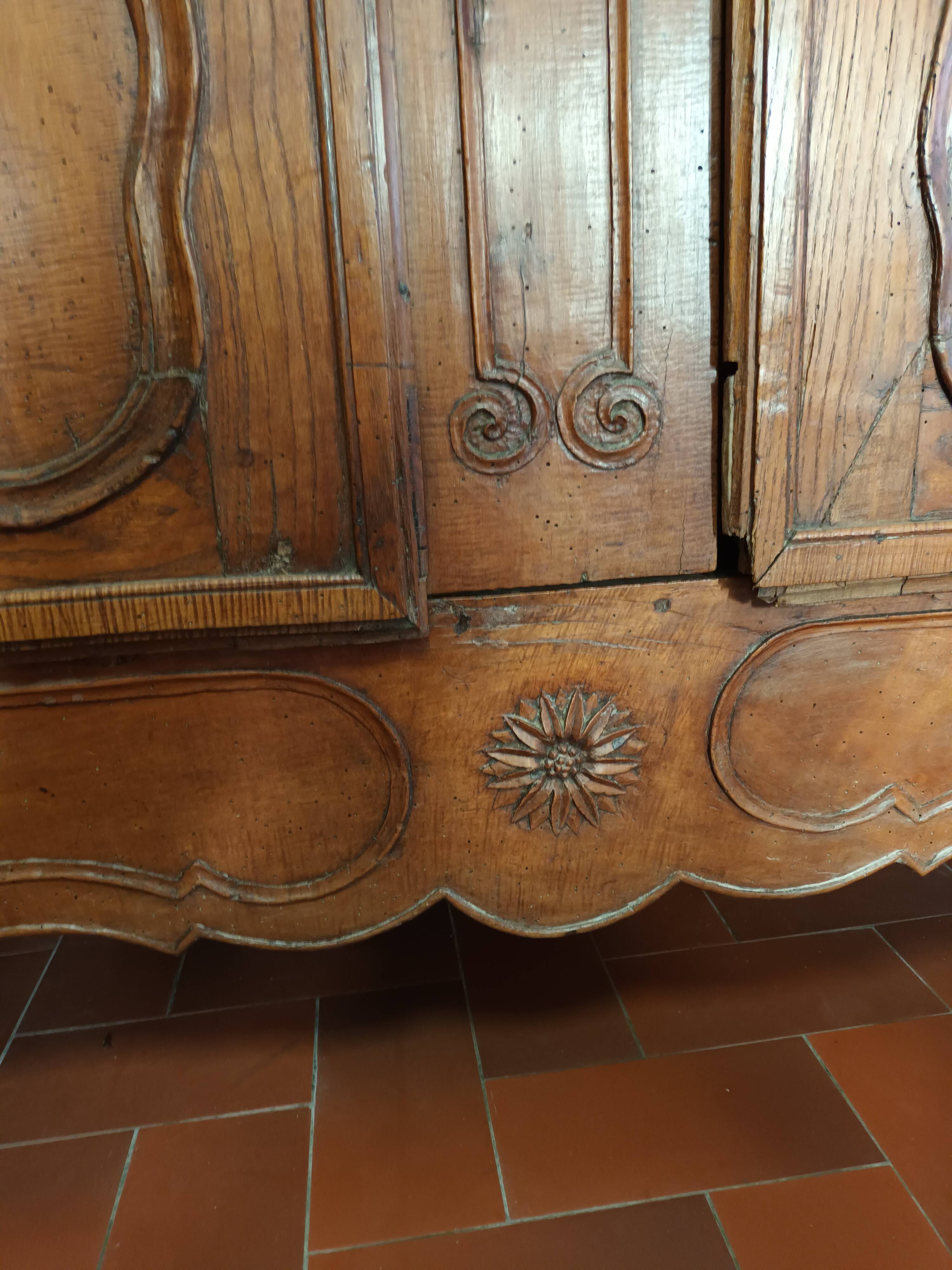 Armoire
