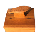Shoeshine box