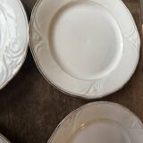 6 porcelain plates Art Nouveau period White and gold border - Diameter 23 cm
