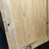 Two-door pine-picker buffet