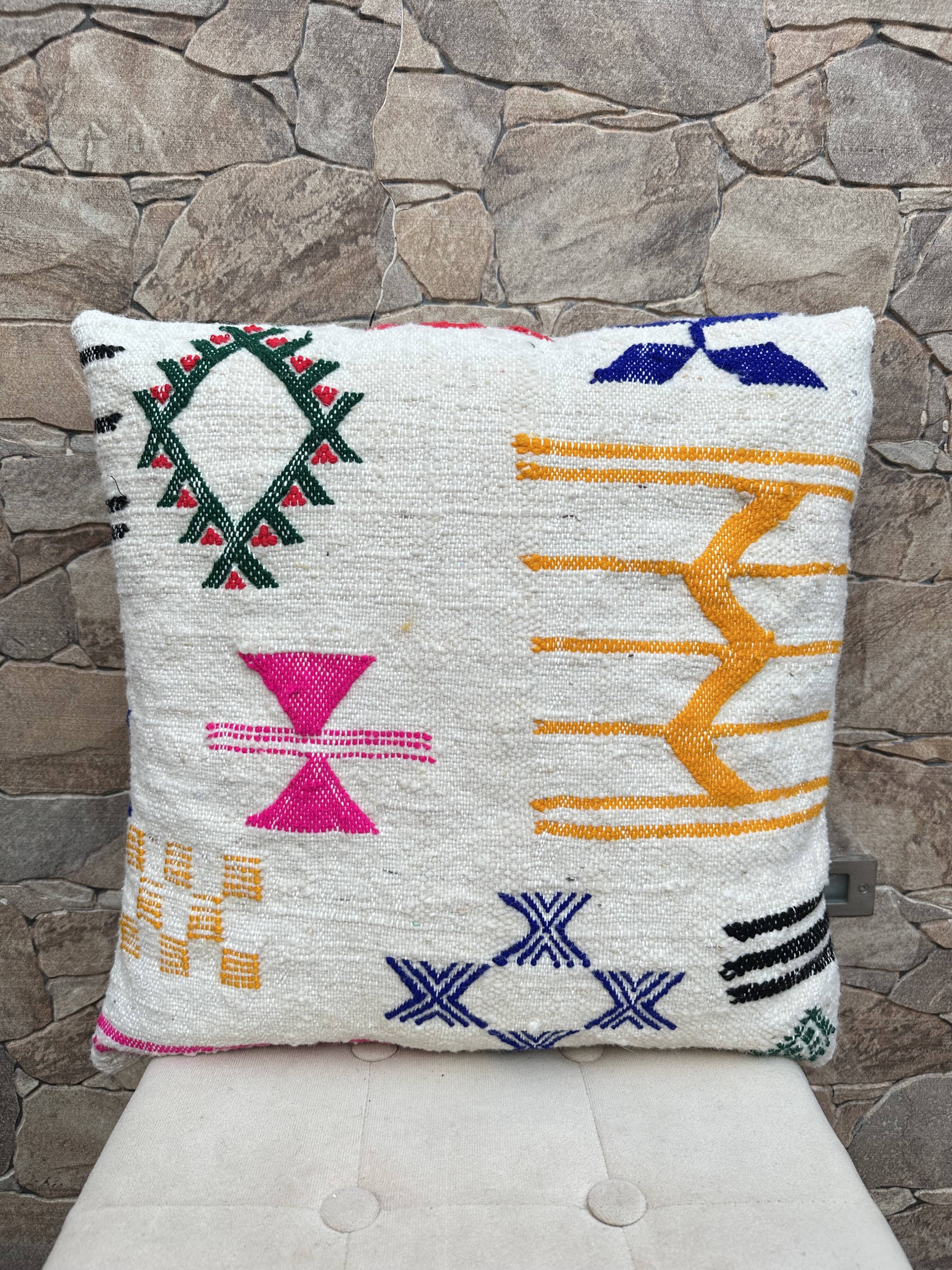 Coussin en laine berbère fait main : Coussin Kilim marocain (45x45cm)