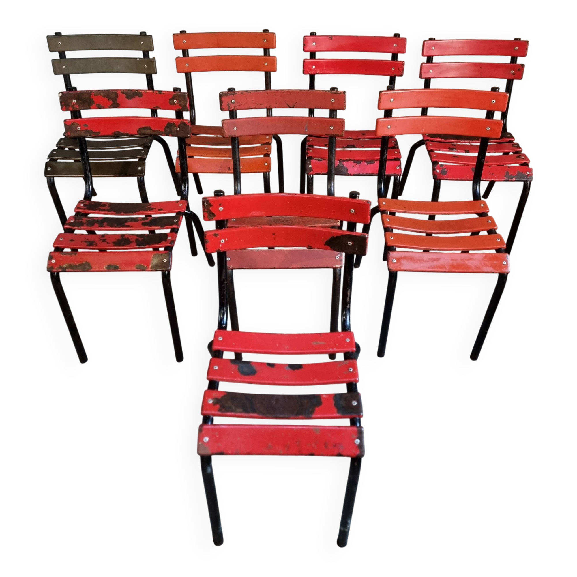Set of 8 vintage French bistro chairs – industrial metal Tolix style