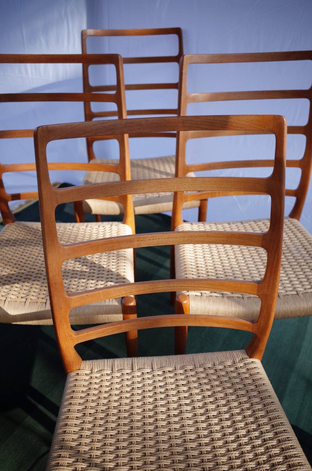 4 x danois Niels O. Møller sur teck, modèle 82