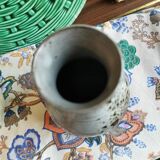 Small sanded vase on Loir