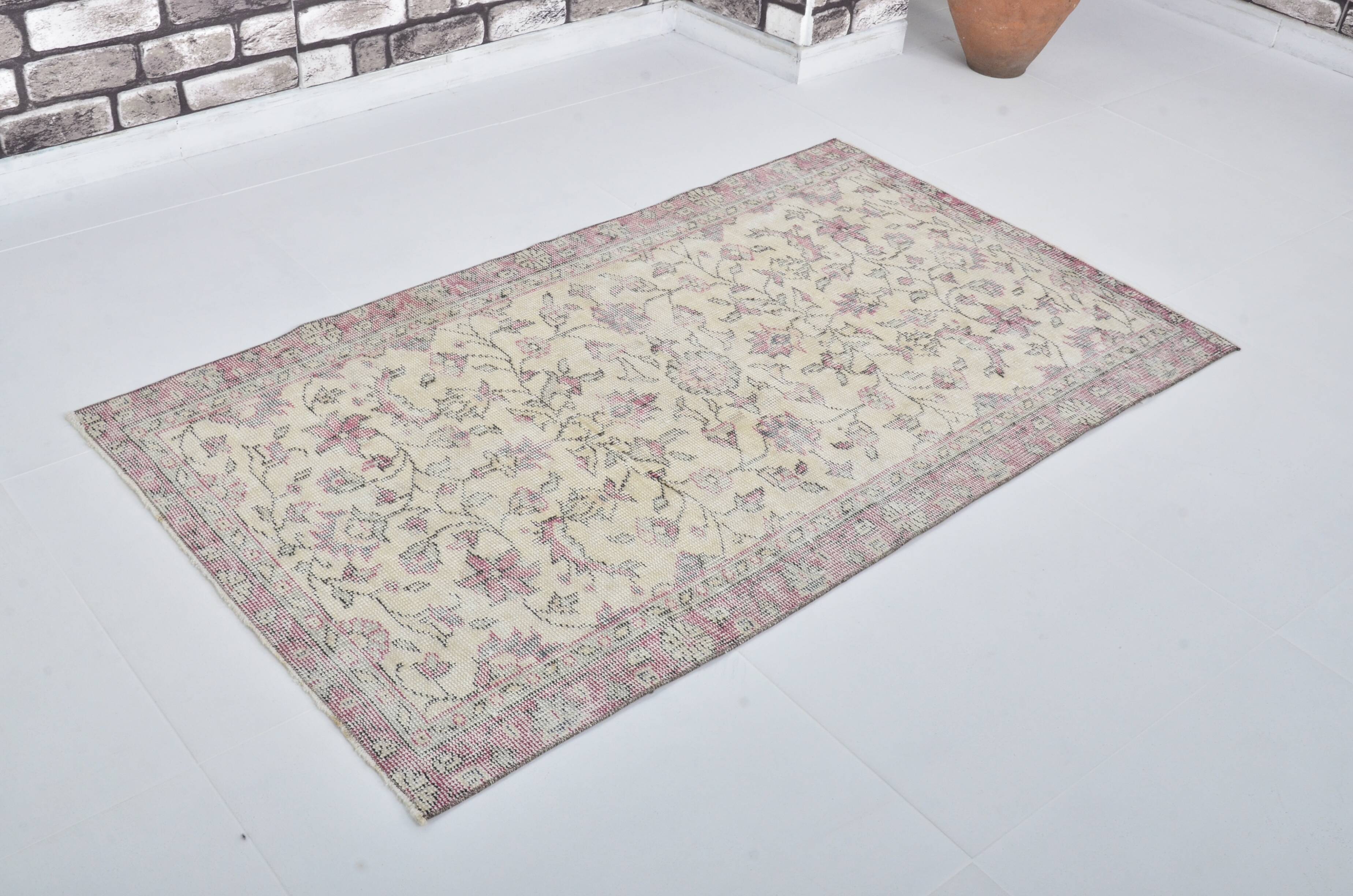 Vintage Ethnic Design Wool Carpet sku 3135