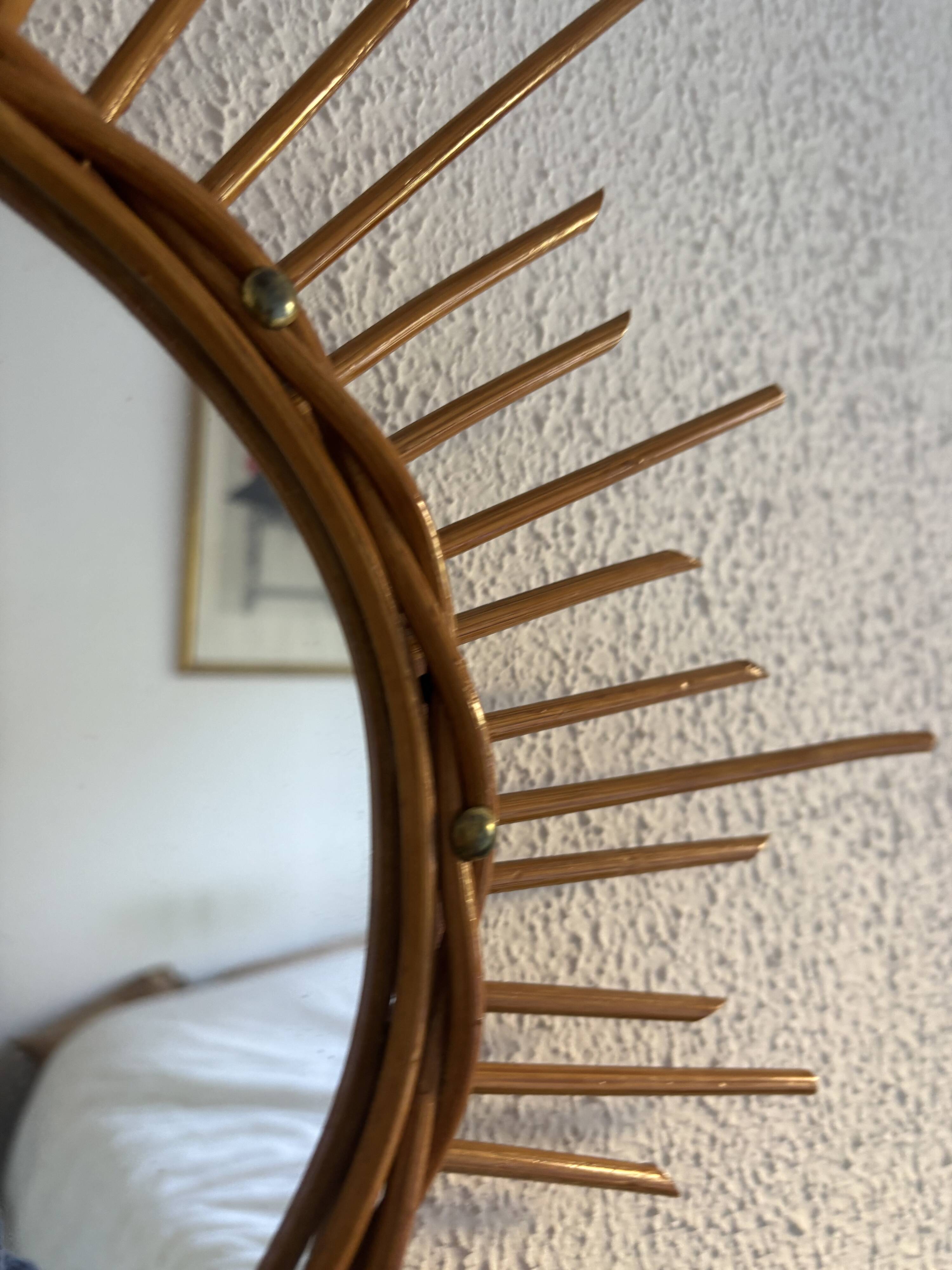 Vintage 1960s sun mirror made of rattan - 55 cm